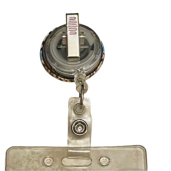 10/$25🦋 RN Clear PVC Retractable Badge Holder with Clip - Picture 5 of 6